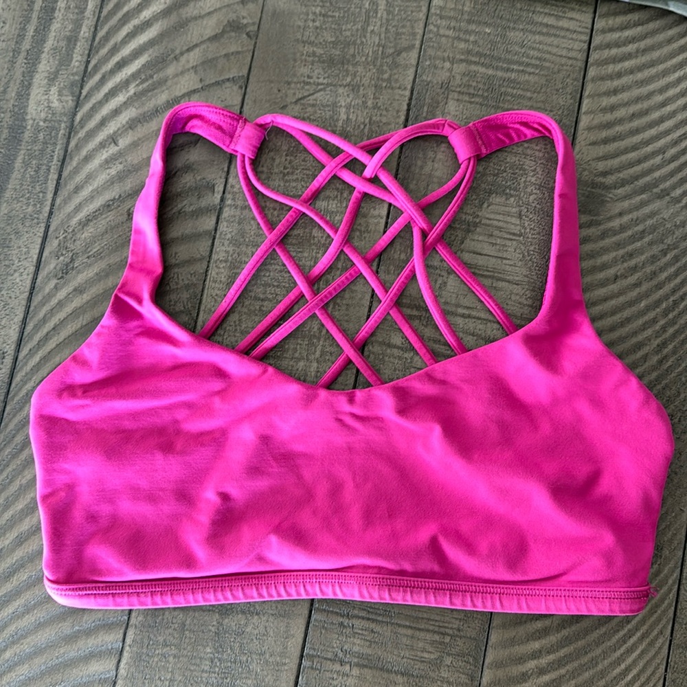 Lululemon sports bra